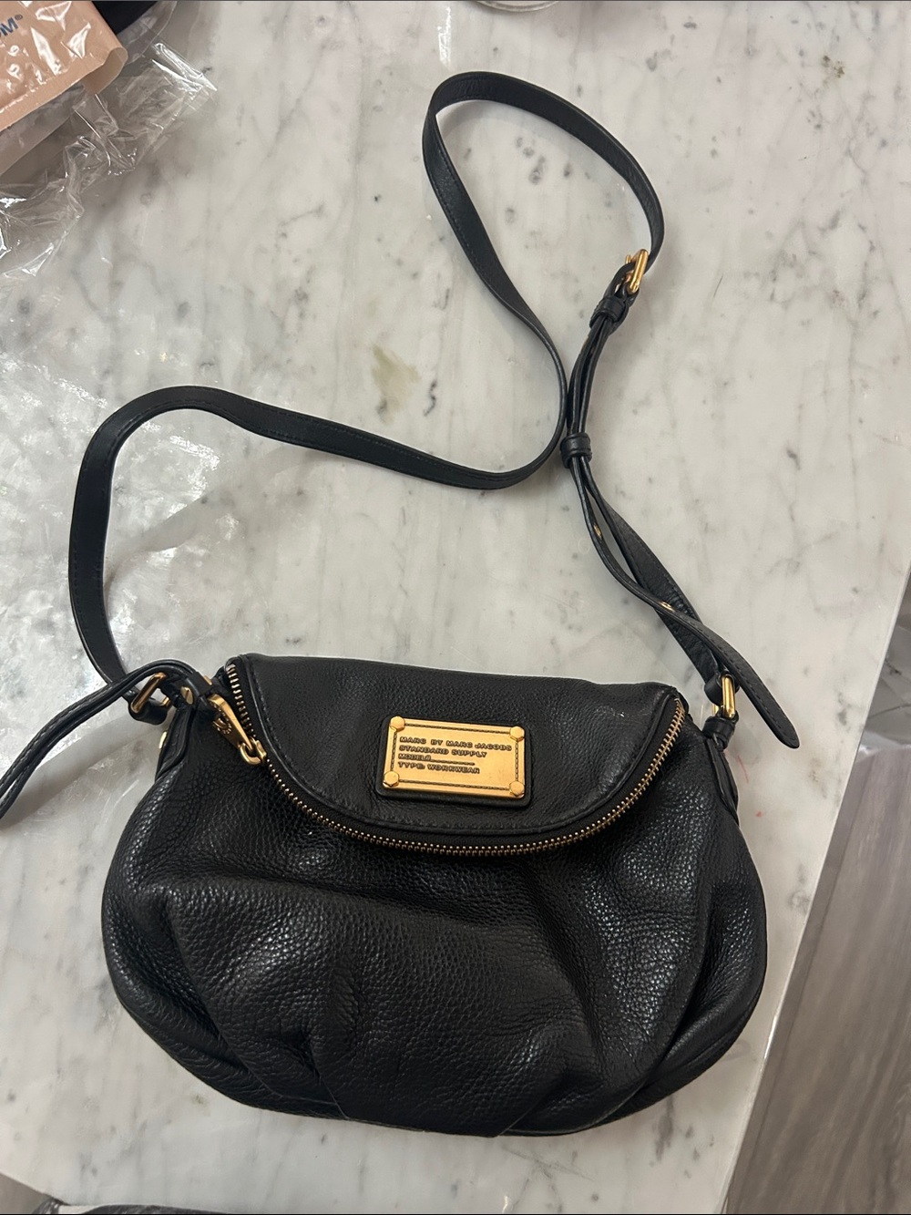 Marc By Marc Jacobs MINI Black Pebbled Leather Crossbody with Gold Hardware - Picture 2 of 12